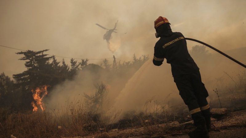 La Grèce fait face au «plus grand incendie jamais enregistré dans l'UE»